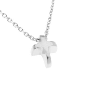 STERLING SILVER CHAIN NECKLACE WITH A CROSS